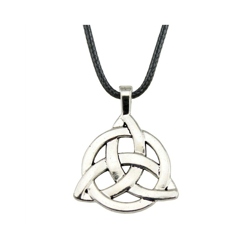 Halsband Triquetra  Keltisk triangel Charmed Symbol