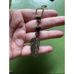 Halsband Fjäder ONYX Feather Boho New Age Healing Brons