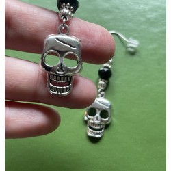 Örhängen Dödskalle Silver Skull Halloween Svart Rostfri Krok